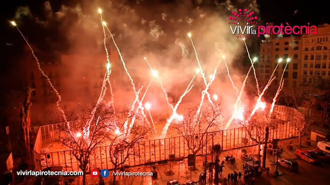 Fallas de València 2024, Castillo de Fuegos Artificiales. Piromusical John Lennon. Domingo 10 de Marzo 2024, Pirotecnia Valenciana
